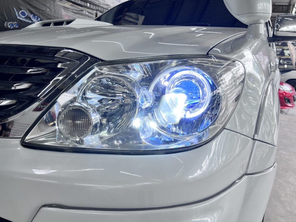 ร้าน ทํา ไฟหน้ารถยนต์ ใกล้ ฉัน