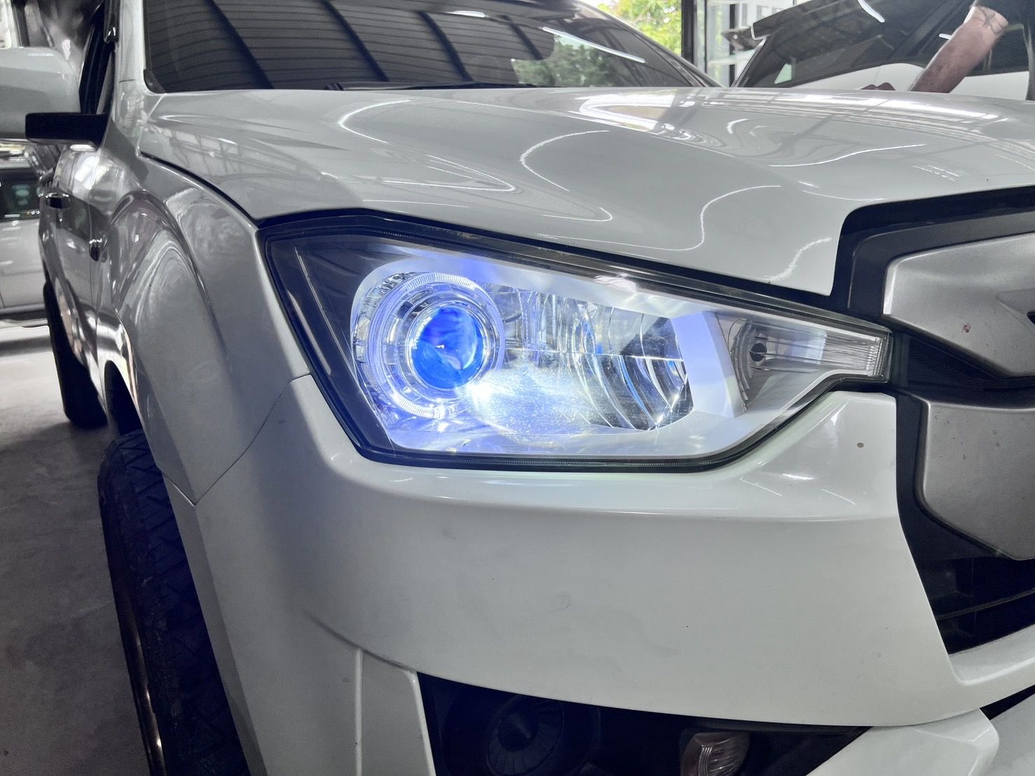 BT Premium Auto Xenon